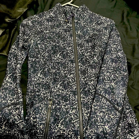 lululemon athletica Jackets & Blazers - Lulu lemon define jacket size 4 speckled Euc